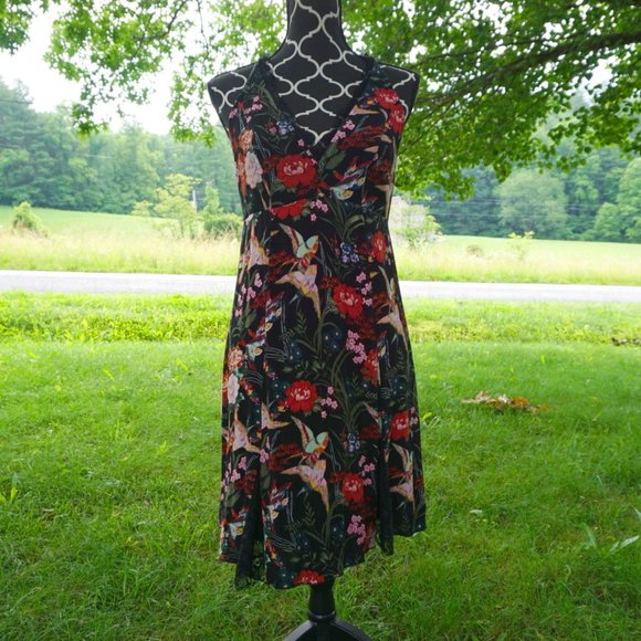 ***SOLD***Jessica Simpson Hummingbird Dress S EUC - Picture 3 of 14